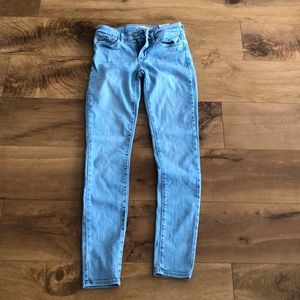 Levi’s skinny jeans